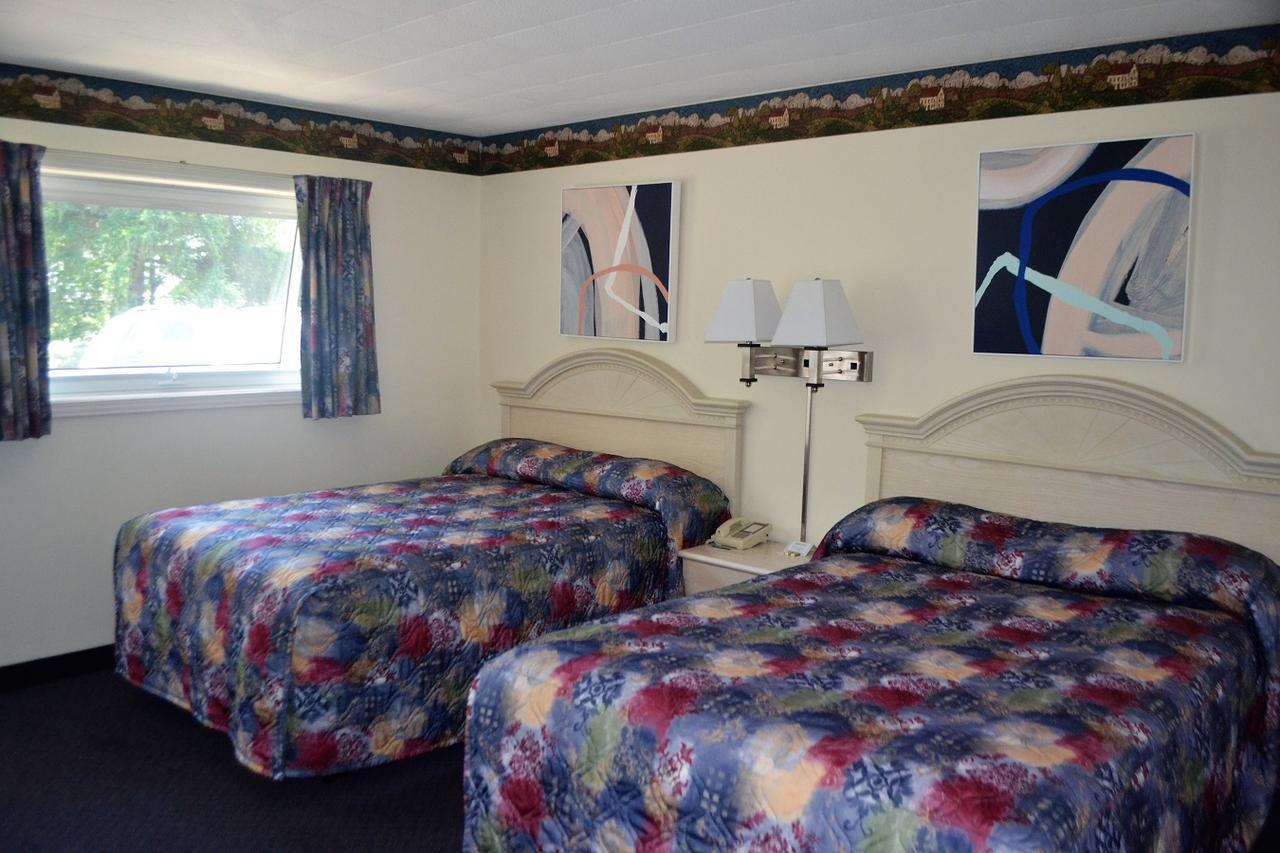 Stratford Suburban Motel Bagian luar foto