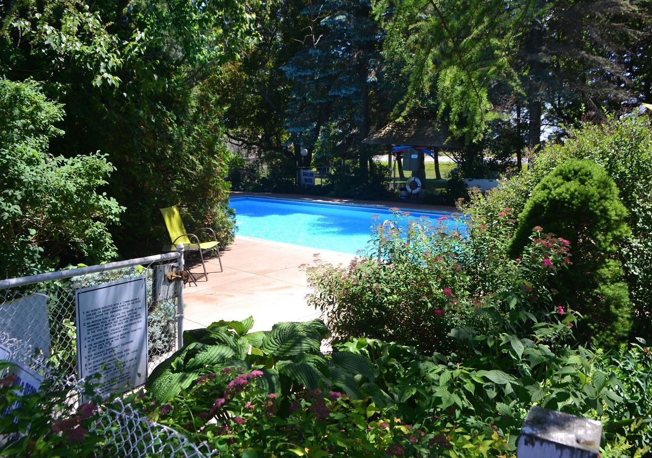 Stratford Suburban Motel Bagian luar foto