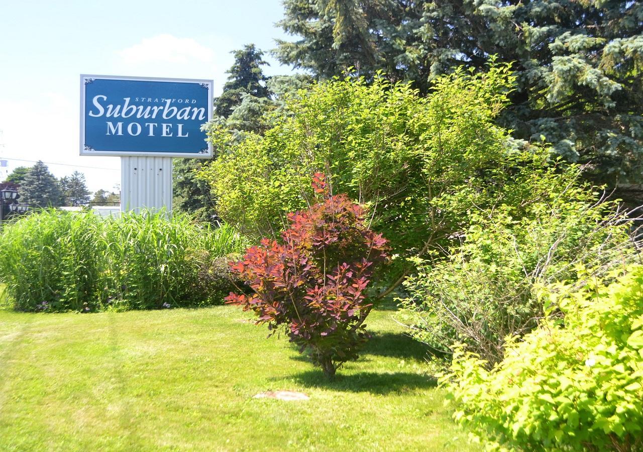 Stratford Suburban Motel Bagian luar foto