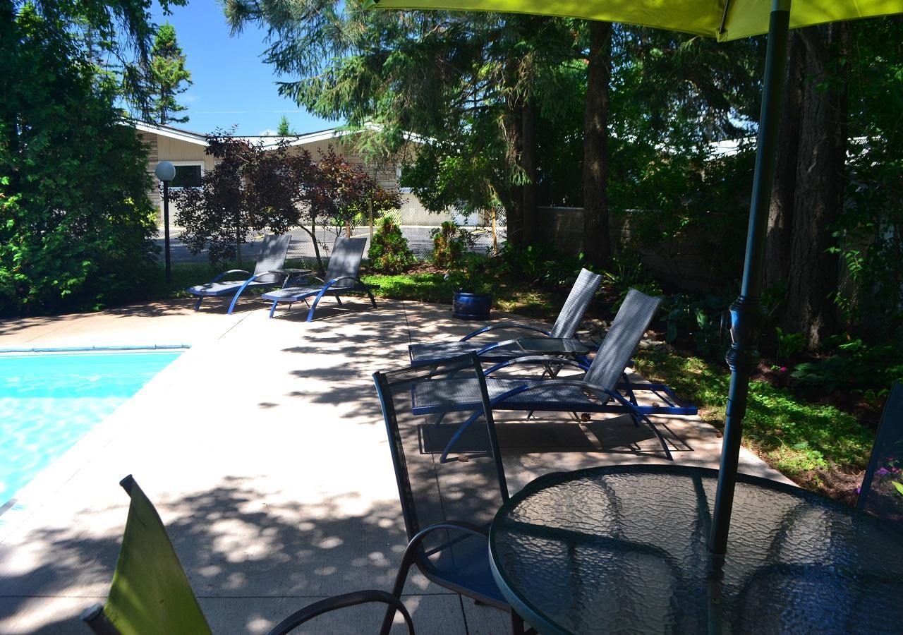Stratford Suburban Motel Bagian luar foto